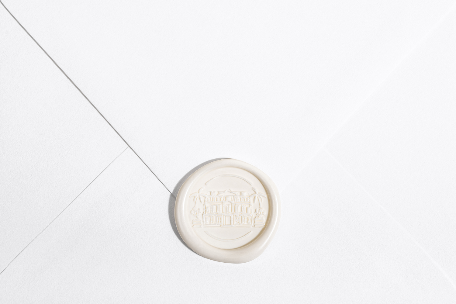 Maison Plage Packaging and Print Collateral